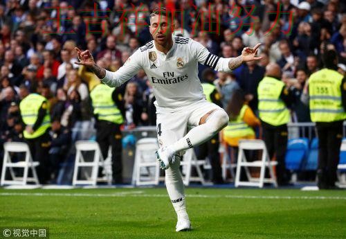 维尼修斯最后阶段发力锁定胜局 球迷对表现评价两极分化 维尼修斯最后阶段发力锁定胜局 球迷对表现评价两极分化